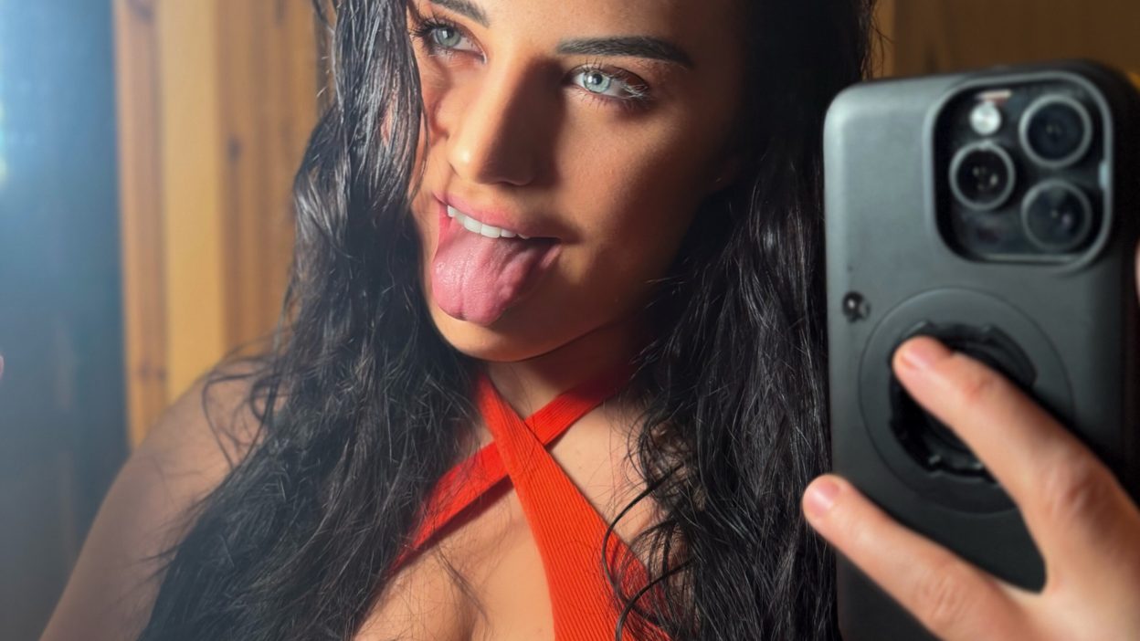 Vikivalory OnlyFans Profile